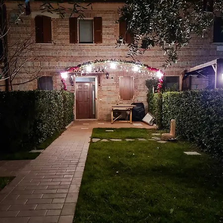 Casolare 1898 Πέζαρο